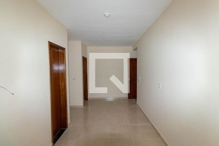 Sala de apartamento para alugar com 2 quartos, 45m² em Cangaiba, São Paulo