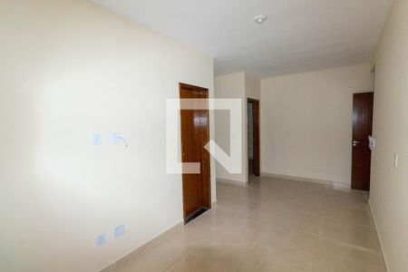 Sala de apartamento para alugar com 2 quartos, 45m² em Cangaiba, São Paulo
