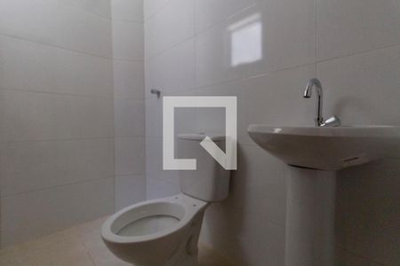 Apartamento para alugar com 44m², 2 quartos e sem vaga Apartamento para alugar com 44m², 2 quartos e sem vagaBanheiro