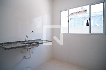 Cozinha de apartamento para alugar com 2 quartos, 45m² em Cangaiba, São Paulo