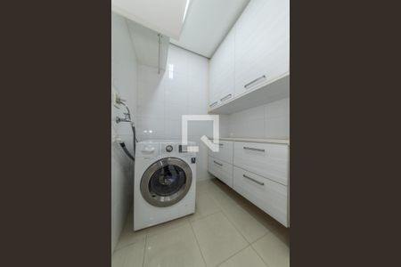 Apartamento à venda com 104m², 3 quartos e 2 vagasLavanderia