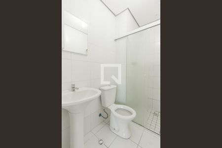 Apartamento para alugar com 55m², 2 quartos e 1 vaga Apartamento para alugar com 55m², 2 quartos e 1 vagaBanheiro
