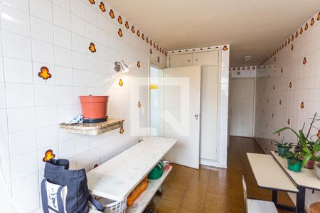 Apartamento para alugar com 280m², 4 quartos e 2 vagasÁrea de Serviço