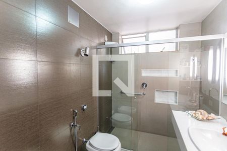 Apartamento para alugar com 280m², 4 quartos e 2 vagasBanheiro da Suíte 1