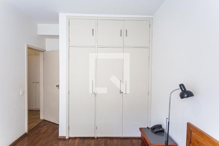 Apartamento para alugar com 280m², 4 quartos e 2 vagasArmário da Suíte 2