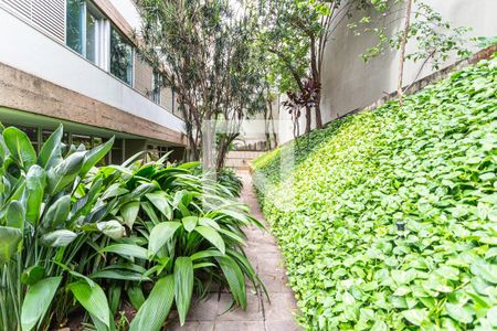 Apartamento para alugar com 280m², 4 quartos e 2 vagasÁrea Verde