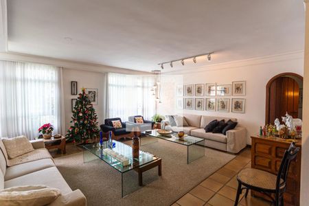 Sala 1 de apartamento para alugar com 4 quartos, 280m² em Savassi, Belo Horizonte