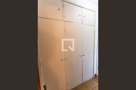 Apartamento para alugar com 280m², 4 quartos e 2 vagasRouparia 1