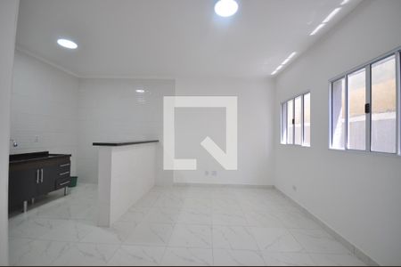 Sala de casa de condomínio à venda com 2 quartos, 90m² em Vila Germinal, São Paulo