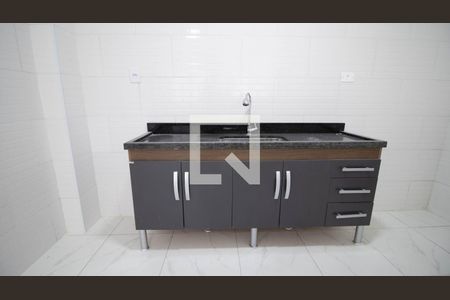 Cozinha de casa de condomínio para alugar com 2 quartos, 90m² em Vila Germinal, São Paulo