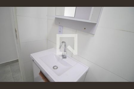 Casa de condomínio para alugar com 90m², 2 quartos e sem vaga Casa de condomínio para alugar com 90m², 2 quartos e sem vagaBanheiro - torneira