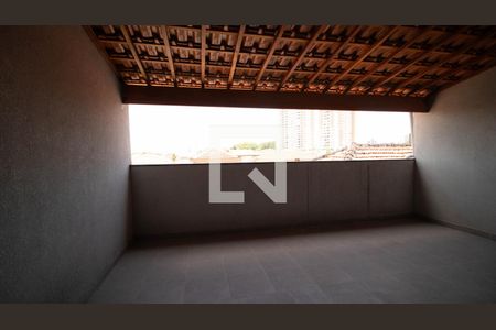 Casa de condomínio para alugar com 90m², 2 quartos e sem vaga Casa de condomínio para alugar com 90m², 2 quartos e sem vagaQuintal com Churrasqueira
