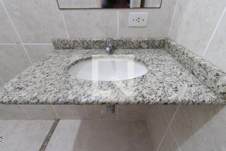 Casa de condomínio à venda com 82m², 2 quartos e 1 vaga Casa de condomínio à venda com 82m², 2 quartos e 1 vagaBanheiro Social