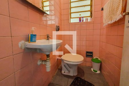 Casa à venda com 371m², 3 quartos e 4 vagas Casa à venda com 371m², 3 quartos e 4 vagaslavabo