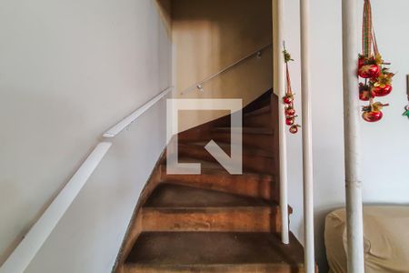 Casa à venda com 371m², 3 quartos e 4 vagas Casa à venda com 371m², 3 quartos e 4 vagasescada