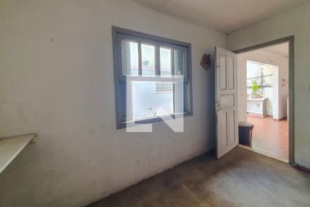 Casa à venda com 371m², 3 quartos e 4 vagas Casa à venda com 371m², 3 quartos e 4 vagasQuarto de Serviço