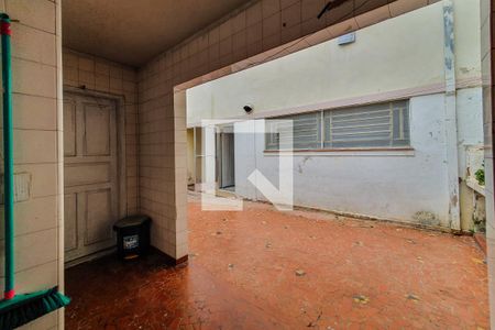 Casa à venda com 371m², 3 quartos e 4 vagas Casa à venda com 371m², 3 quartos e 4 vagasÁrea de Serviço