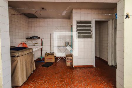 Casa à venda com 371m², 3 quartos e 4 vagas Casa à venda com 371m², 3 quartos e 4 vagasÁrea de Serviço