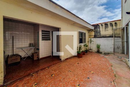 Casa à venda com 371m², 3 quartos e 4 vagas Casa à venda com 371m², 3 quartos e 4 vagasquintal