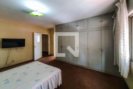 Casa à venda com 371m², 3 quartos e 4 vagas Casa à venda com 371m², 3 quartos e 4 vagasquarto 1 suite