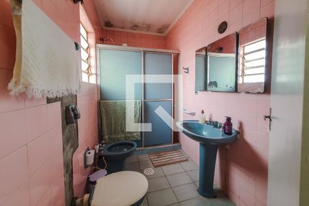 Casa à venda com 371m², 3 quartos e 4 vagas Casa à venda com 371m², 3 quartos e 4 vagasquarto 1 suite banheiro