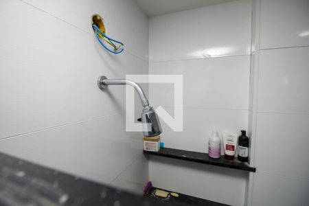 Apartamento à venda com 100m², 3 quartos e sem vagaChuveiro