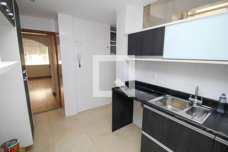 Apartamento à venda com 100m², 3 quartos e sem vagaCozinha - Armários