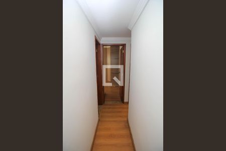 Corredor de apartamento para alugar com 3 quartos, 100m² em De Fátima, Rio de Janeiro