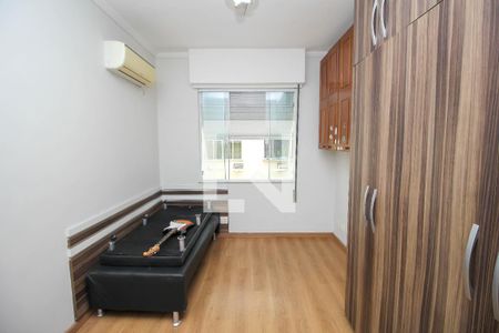 Quarto 1 de apartamento para alugar com 3 quartos, 100m² em De Fátima, Rio de Janeiro