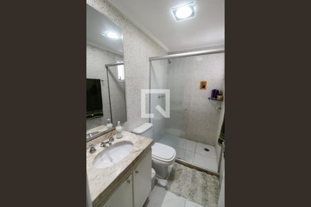 Apartamento à venda com 210m², 3 quartos e 3 vagas Apartamento à venda com 210m², 3 quartos e 3 vagasBanheiro da Suíte 1