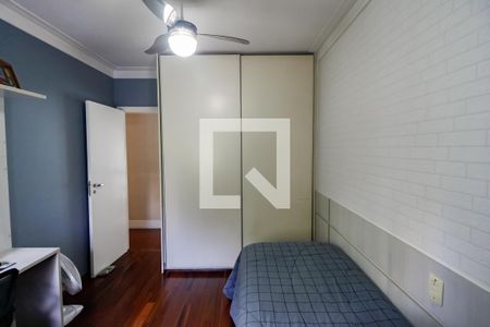 Apartamento à venda com 210m², 3 quartos e 3 vagas Apartamento à venda com 210m², 3 quartos e 3 vagasSuíte 1 - armários