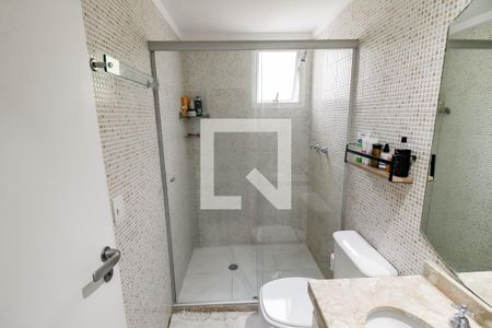Apartamento à venda com 210m², 3 quartos e 3 vagas Apartamento à venda com 210m², 3 quartos e 3 vagasBanheiro da Suíte 2