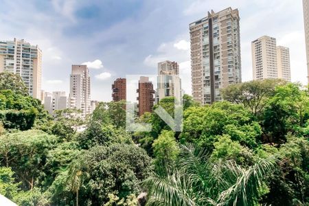 Apartamento à venda com 210m², 3 quartos e 3 vagas Apartamento à venda com 210m², 3 quartos e 3 vagasVista da Varanda