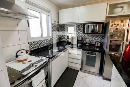 Apartamento à venda com 210m², 3 quartos e 3 vagas Apartamento à venda com 210m², 3 quartos e 3 vagasCozinha - Armários