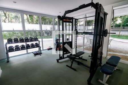 Apartamento à venda com 210m², 3 quartos e 3 vagas Apartamento à venda com 210m², 3 quartos e 3 vagasÁrea comum - Academia