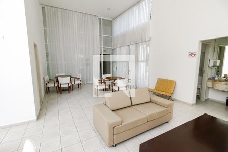 Apartamento à venda com 210m², 3 quartos e 3 vagas Apartamento à venda com 210m², 3 quartos e 3 vagasÁrea comum - Salão de festas