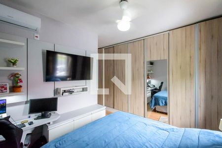 Suíte de casa à venda com 5 quartos, 170m² em Hípica, Porto Alegre