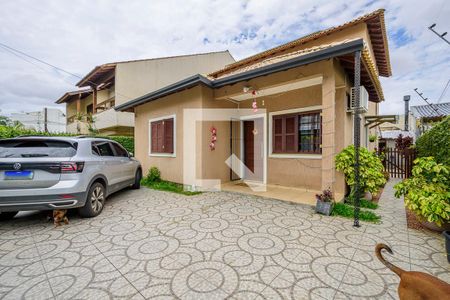 Casa à venda com 170m², 5 quartos e 3 vagasEntrada