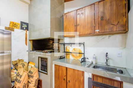 Casa à venda com 170m², 5 quartos e 3 vagasChurrasqueira