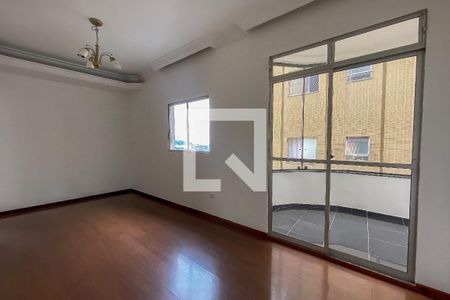 Apartamento para alugar com 82m², 3 quartos e 1 vagaSala