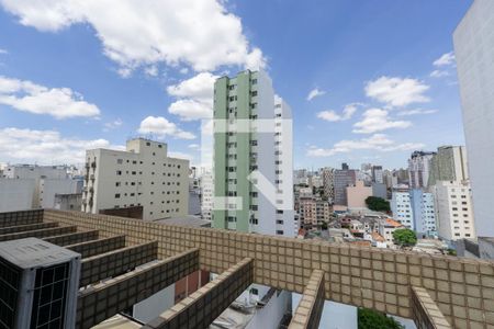 Vista da Sala de apartamento para alugar com 2 quartos, 90m² em Bela Vista, São Paulo