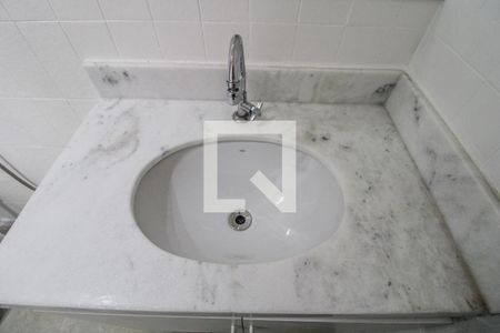 Apartamento à venda com 72m², 2 quartos e 1 vagaBanheiro 