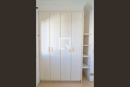 Apartamento para alugar com 98m², 3 quartos e 2 vagasQuarto 3 - Armários