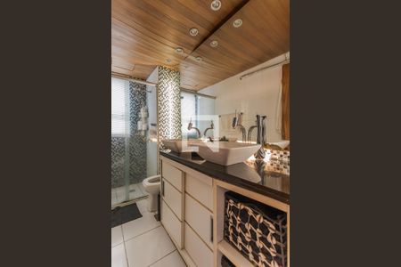 Suíte de apartamento à venda com 4 quartos, 211m² em Higienópolis , Porto Alegre