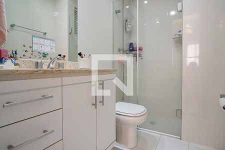 Apartamento à venda com 156m², 3 quartos e 3 vagasBanheiro da suíte 2