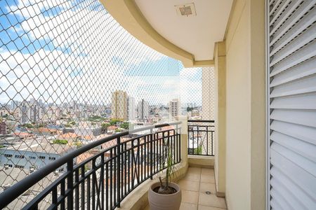 Apartamento à venda com 156m², 3 quartos e 3 vagasVaranda da suíte 1