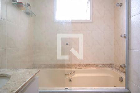 Apartamento à venda com 156m², 3 quartos e 3 vagasBanheiro da suíte 1