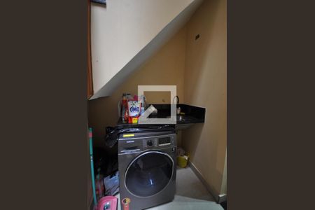 Casa à venda com 200m², 2 quartos e 2 vagasÁrea de Serviço