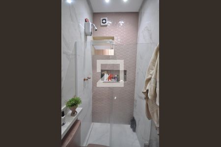 Banheiro da Suíte de casa à venda com 2 quartos, 200m² em Jardim Brasil (zona Norte), São Paulo