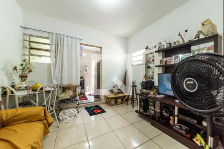 Sala  de casa à venda com 5 quartos, 200m² em Vila da Saúde, São Paulo